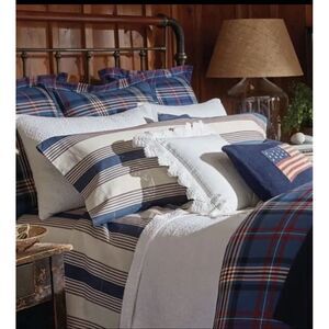 RALPH LAUREN Saranac Peak Bentwood Plaid Comforter Queen‎